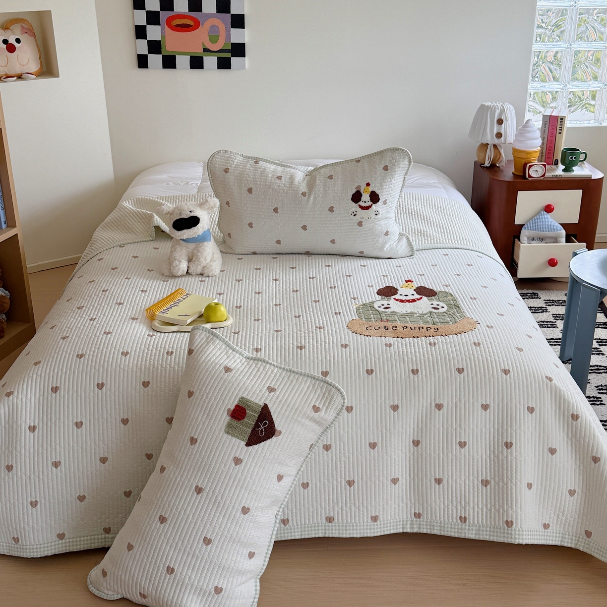 91家纺网 家纺一手货源 找家纺 顾里家纺 2026新款ins韩风床盖单品床盖单件三件套被套四件套 爱心沙发狗