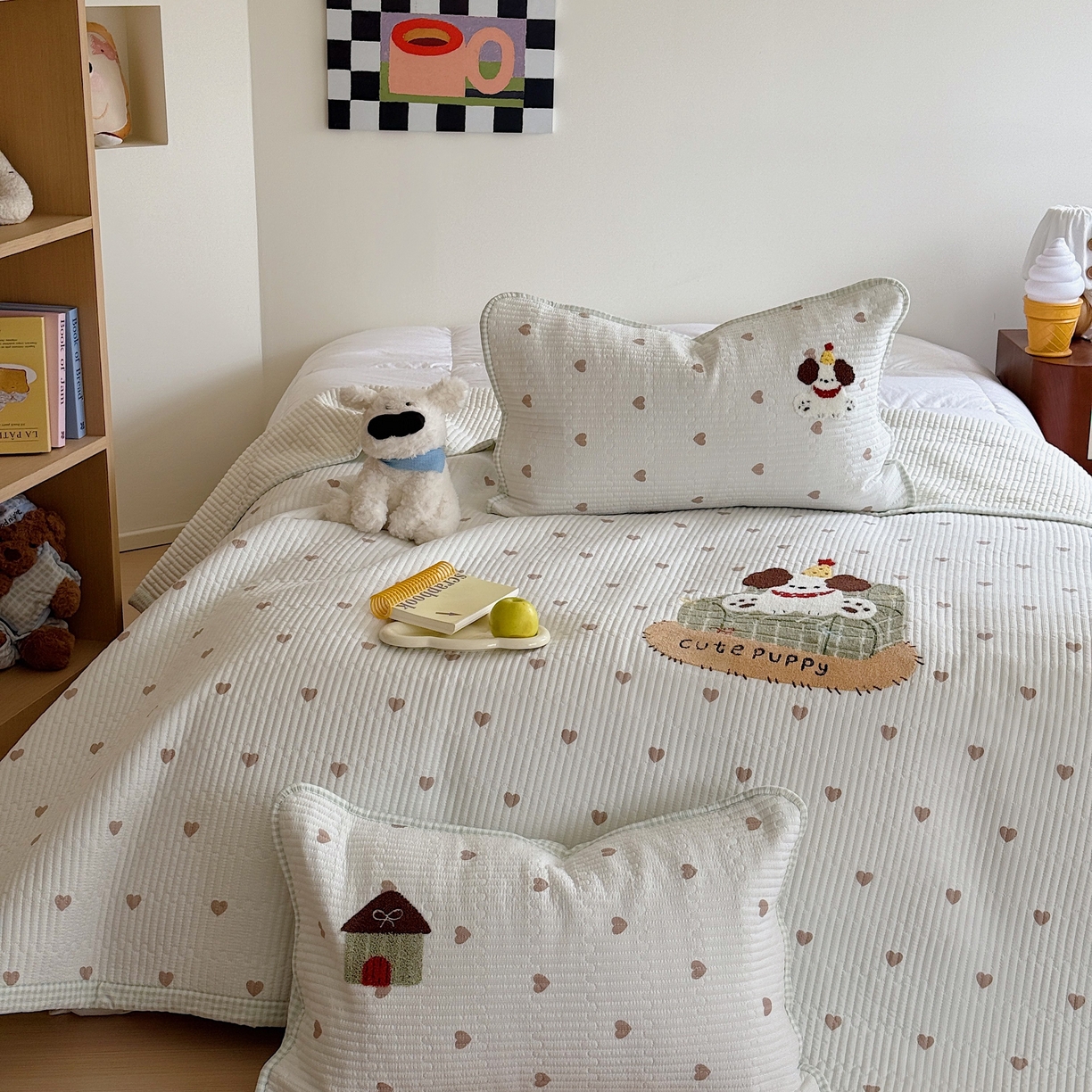 91家纺网 家纺一手货源 找家纺 顾里家纺 2026新款ins韩风床盖单品床盖单件三件套被套四件套 爱心沙发狗