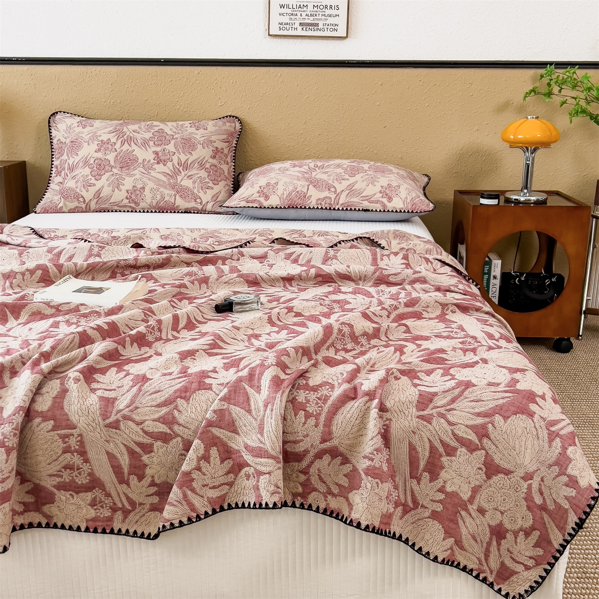 91家纺网 家纺一手货源 找家纺 （总）云恋家纺 2026新款A类全棉四层纱三角针纱布毯全棉学生午睡被薄款沙发盖毯办公室披肩毯