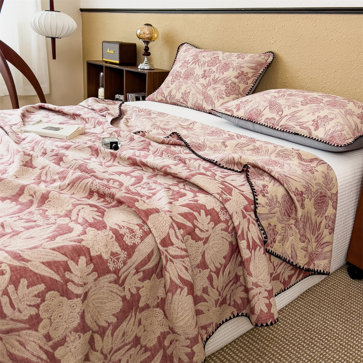 91家纺网 家纺一手货源 找家纺 （总）云恋家纺 2026新款A类全棉四层纱三角针纱布毯全棉学生午睡被薄款沙发盖毯办公室披肩毯