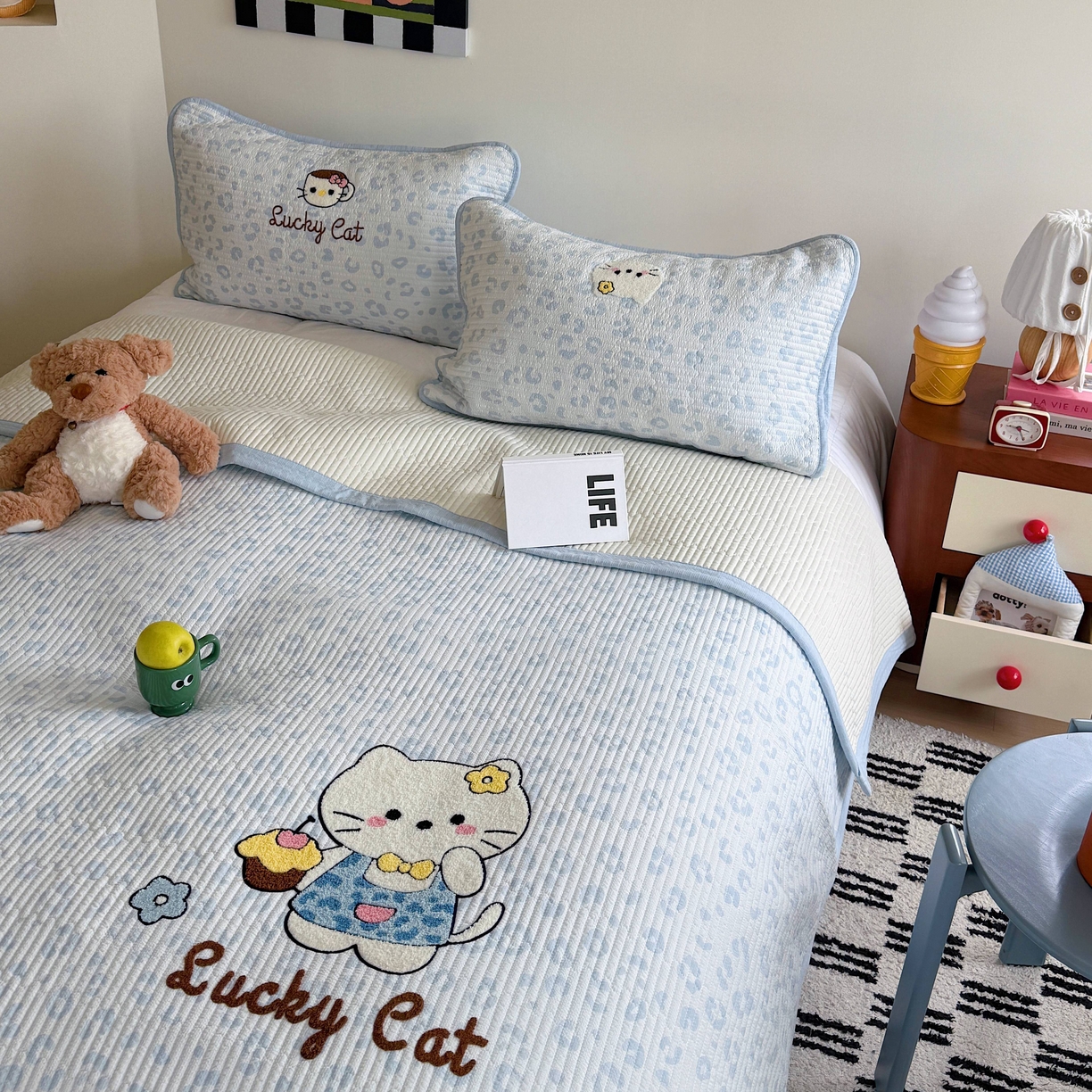 91家纺网 家纺一手货源 找家纺 顾里家纺 2026新款ins韩风床盖单品床盖单件三件套被套四件套 豹纹喵喵