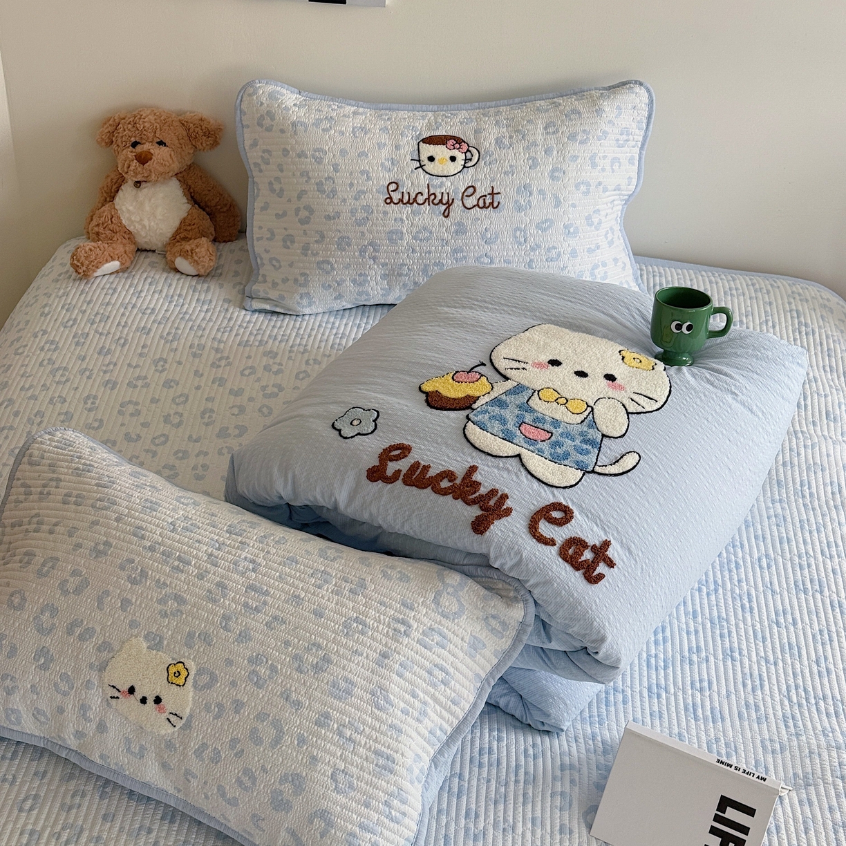 91家纺网 家纺一手货源 找家纺 顾里家纺 2026新款ins韩风床盖单品床盖单件三件套被套四件套 豹纹喵喵