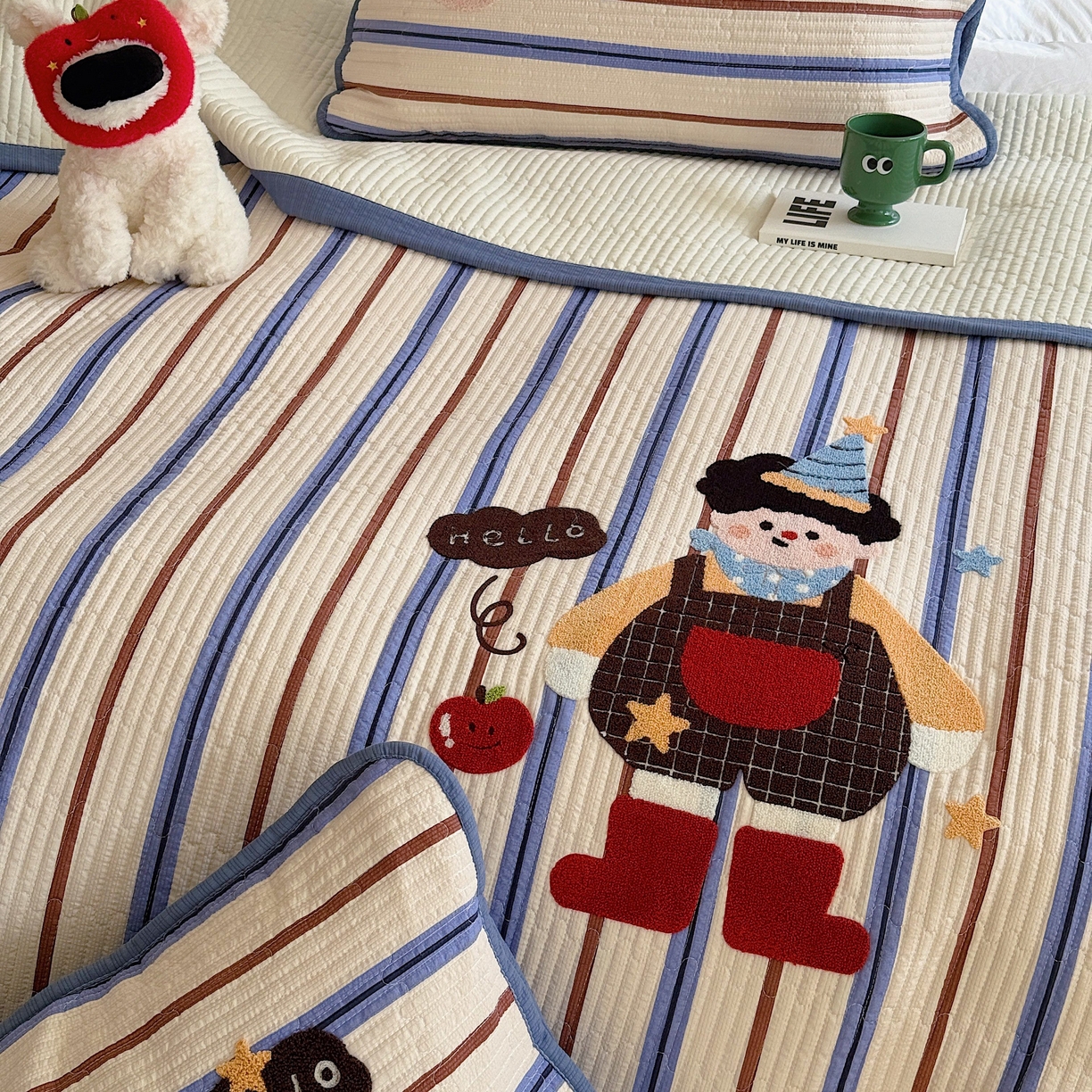 91家纺网 家纺一手货源 找家纺 顾里家纺 2026新款ins韩风床盖单品床盖单件三件套被套四件套 背带男孩