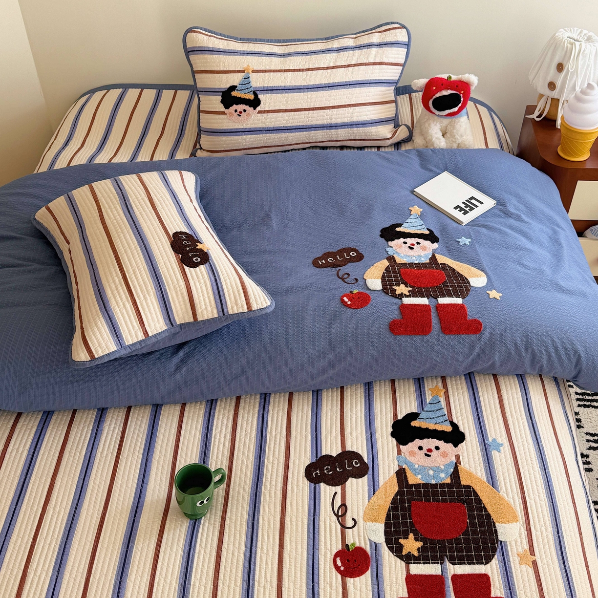 91家纺网 家纺一手货源 找家纺 顾里家纺 2026新款ins韩风床盖单品床盖单件三件套被套四件套 背带男孩