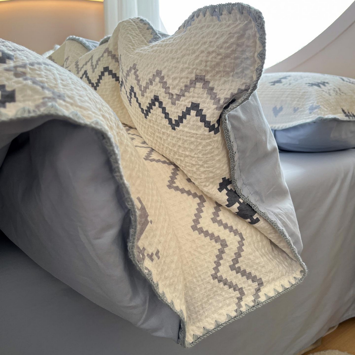 91家纺网 家纺一手货源 找家纺 涵宸家纺 2026新款全棉华夫格贝壳边四件套 童趣