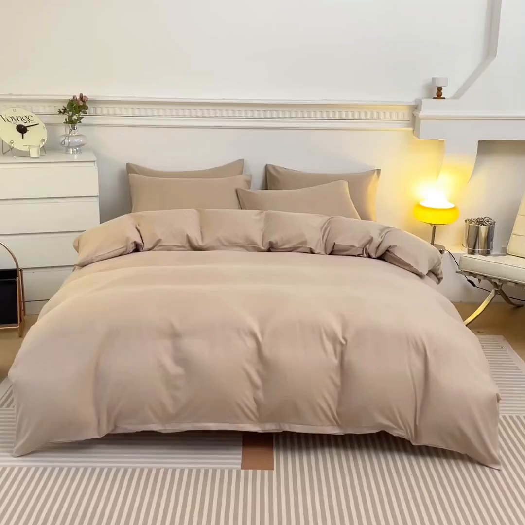 91家纺网 家纺一手货源 找家纺 莎臣豹 2026新款水洗棉磨毛纯色简约风四件套（风格一） 卡其