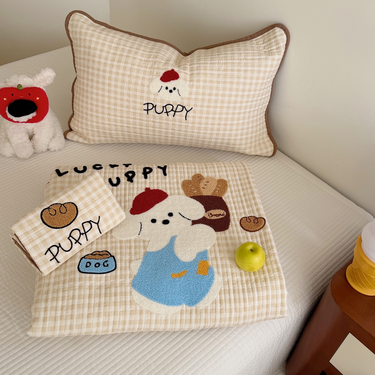 91家纺网 家纺一手货源 找家纺 顾里家纺 2026新款ins韩风床盖单品床盖单件三件套被套四件套 面包小狗