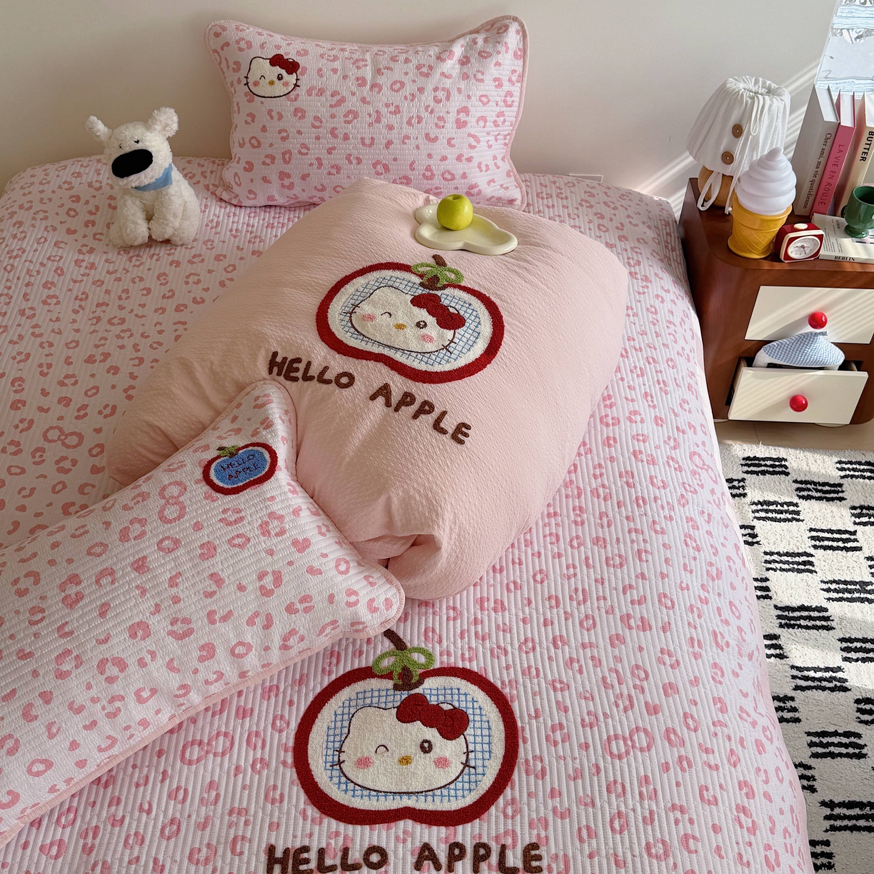 91家纺网 家纺一手货源 找家纺 顾里家纺 2026新款ins韩风床盖单品床盖单件三件套被套四件套 苹果甜猫