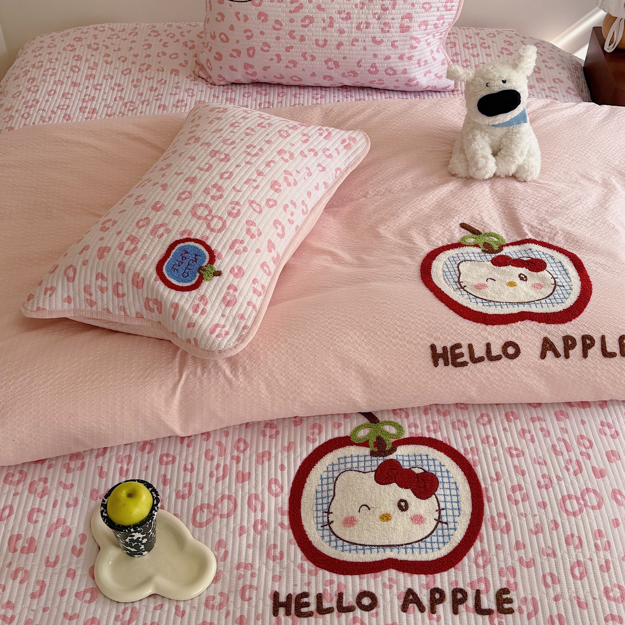 91家纺网 家纺一手货源 找家纺 顾里家纺 2026新款ins韩风床盖单品床盖单件三件套被套四件套 苹果甜猫