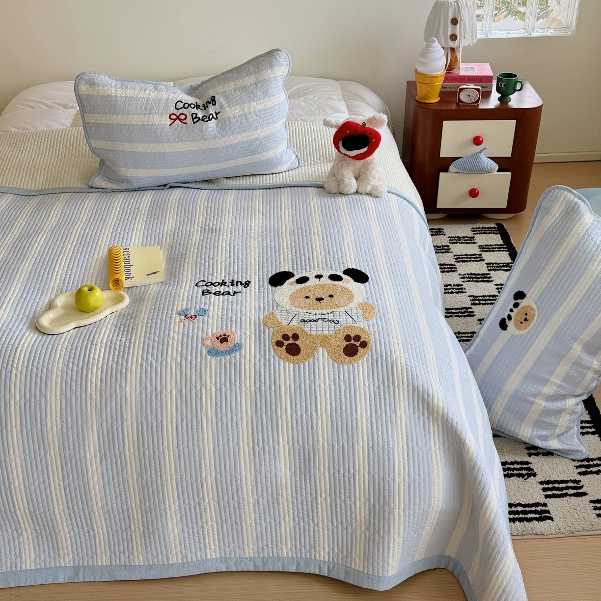 91家纺网 家纺一手货源 找家纺 顾里家纺 2026新款ins韩风床盖单品床盖单件三件套被套四件套 熊猫小熊