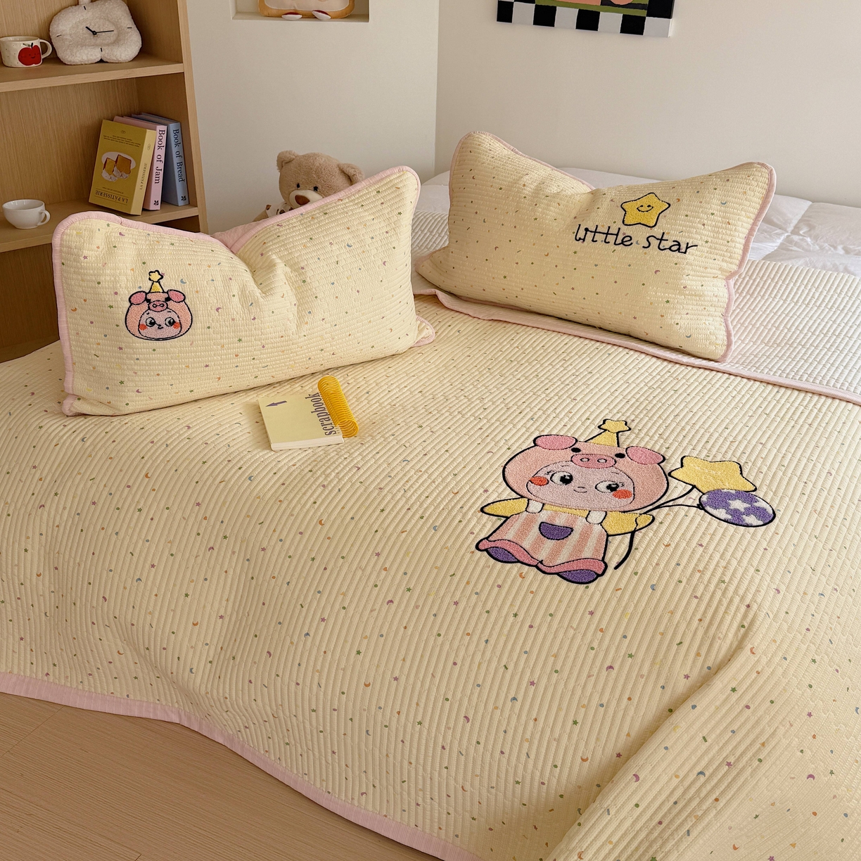 91家纺网 家纺一手货源 找家纺 顾里家纺 2026新款ins韩风床盖单品床盖单件三件套被套四件套 猪猪仔