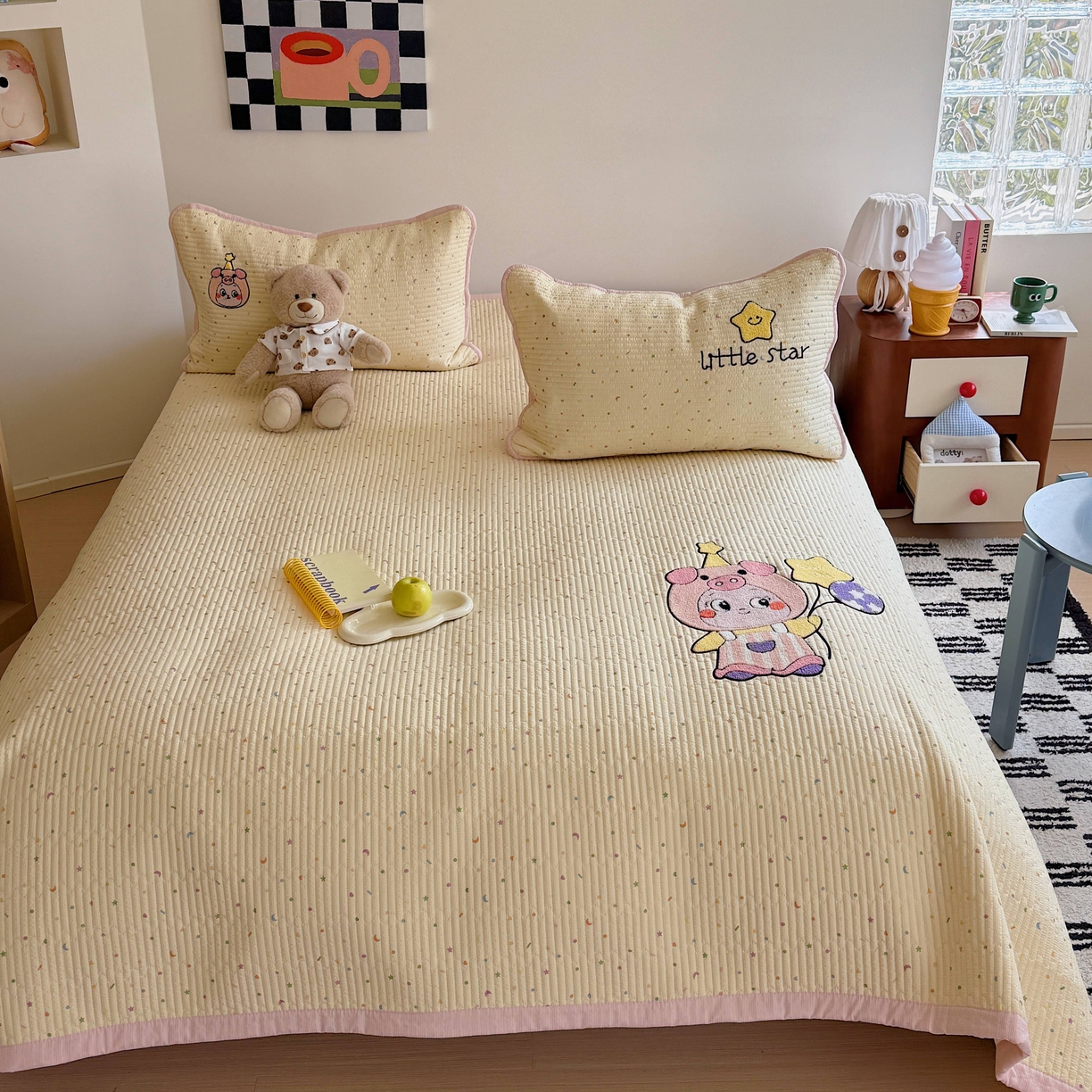 91家纺网 家纺一手货源 找家纺 顾里家纺 2026新款ins韩风床盖单品床盖单件三件套被套四件套 猪猪仔