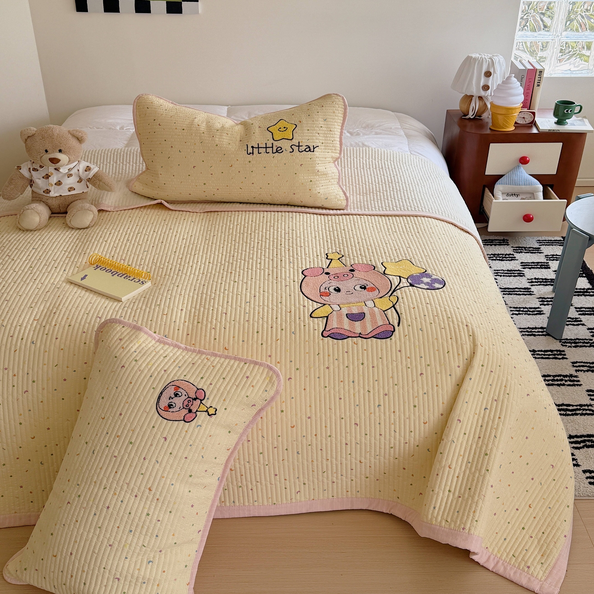 91家纺网 家纺一手货源 找家纺 顾里家纺 2026新款ins韩风床盖单品床盖单件三件套被套四件套 猪猪仔