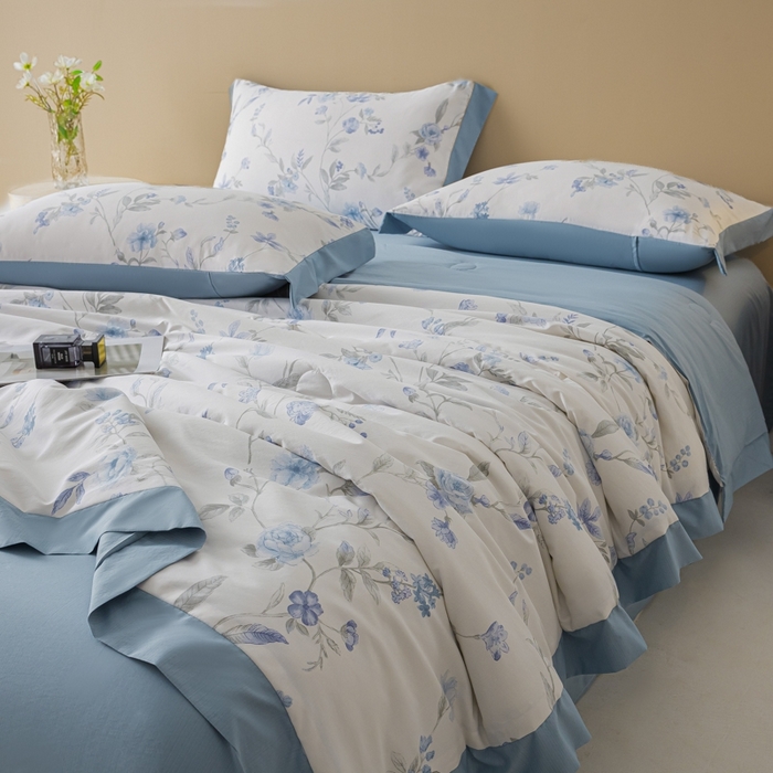 91家纺网 家纺一手货源 找家纺 柒月家居 2026新款凉感冰丝夏被空调被夏凉被 春溪蓝