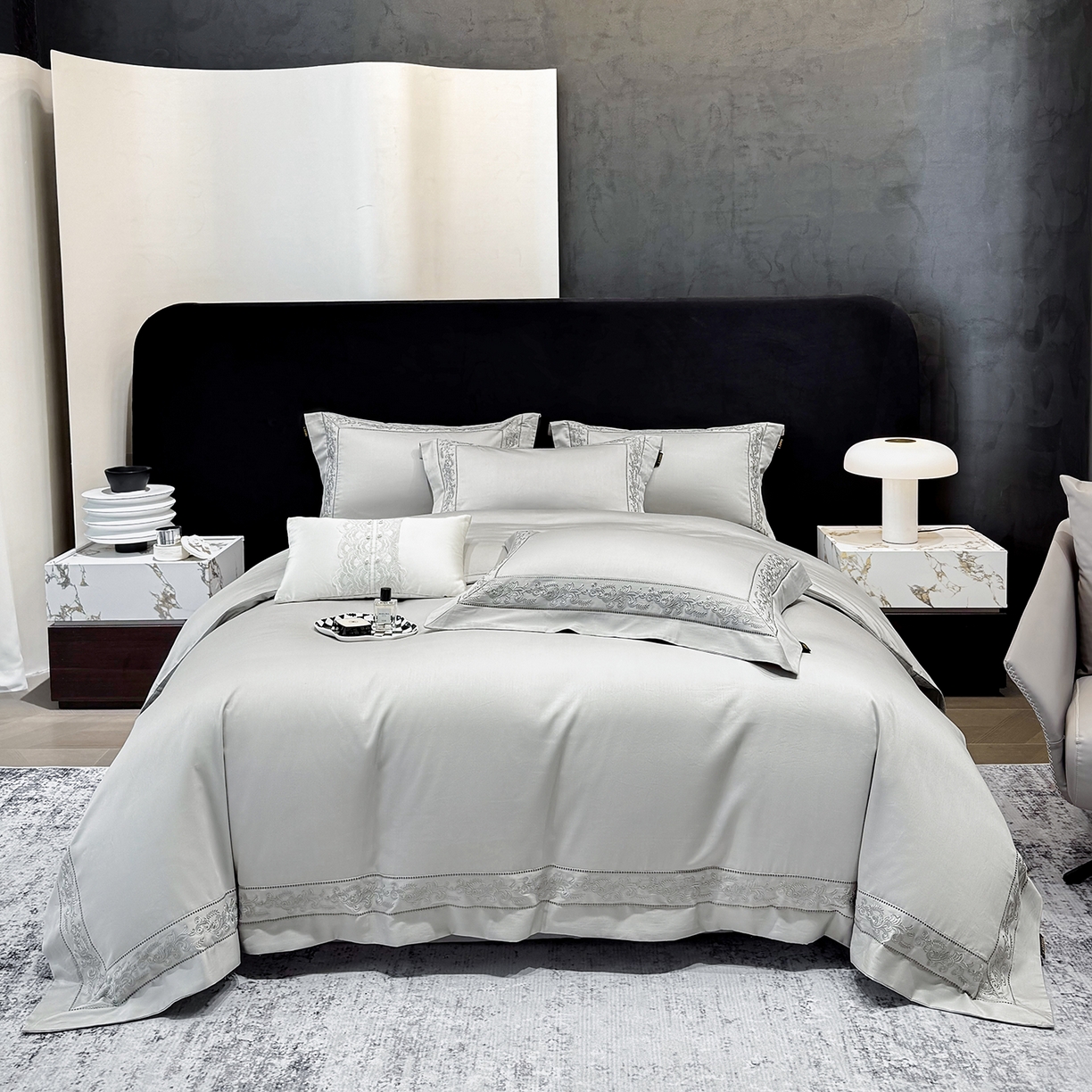 91家纺网 家纺一手货源 找家纺 莱势 2026新款100支长绒棉全棉纯棉50x50s埃及贡缎刺绣绣花四件套高端礼盒塞纳 塞纳-高级灰