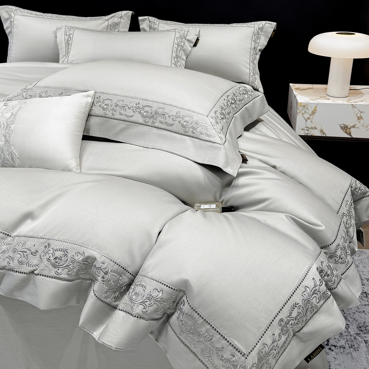 莱势 2026新款100支长绒棉全棉纯棉50x50s埃及贡缎刺绣绣花四件套高端礼盒塞纳 塞纳-高级灰