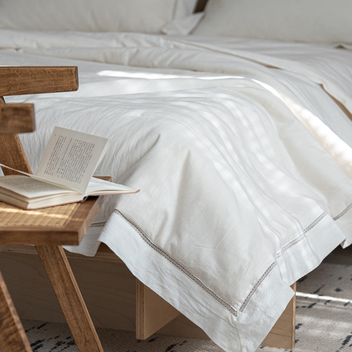 91家纺网 家纺一手货源 找家纺 （总）璞素家居 2026新款棉麻大豆镂空宽边夏被夏凉被空调被-陌白