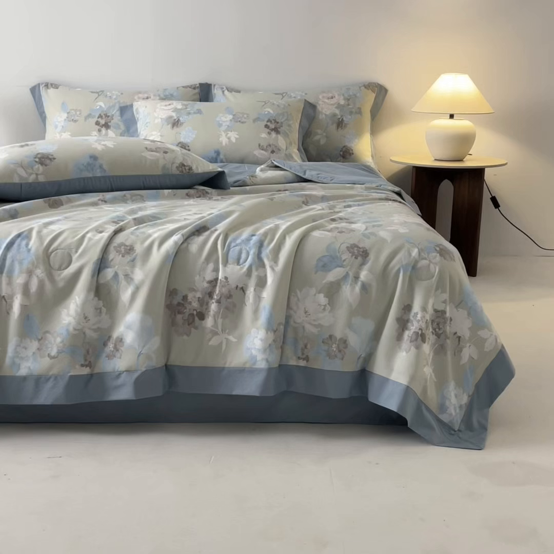 91家纺网 家纺一手货源 找家纺 柒月家居 2026新款凉感冰丝夏被空调被夏凉被 南乔