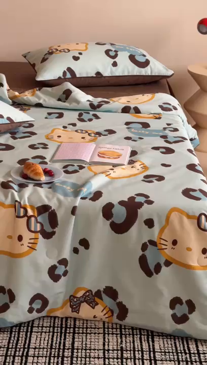 91家纺网 家纺一手货源 找家纺 一加一 2026新款全棉印花KT大豆夏被-云朵抱抱KT 蓝豹KT