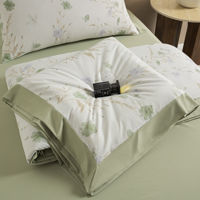 91家纺网 家纺一手货源 找家纺 柒月家居 2026新款凉感冰丝夏被空调被夏凉被 温岚