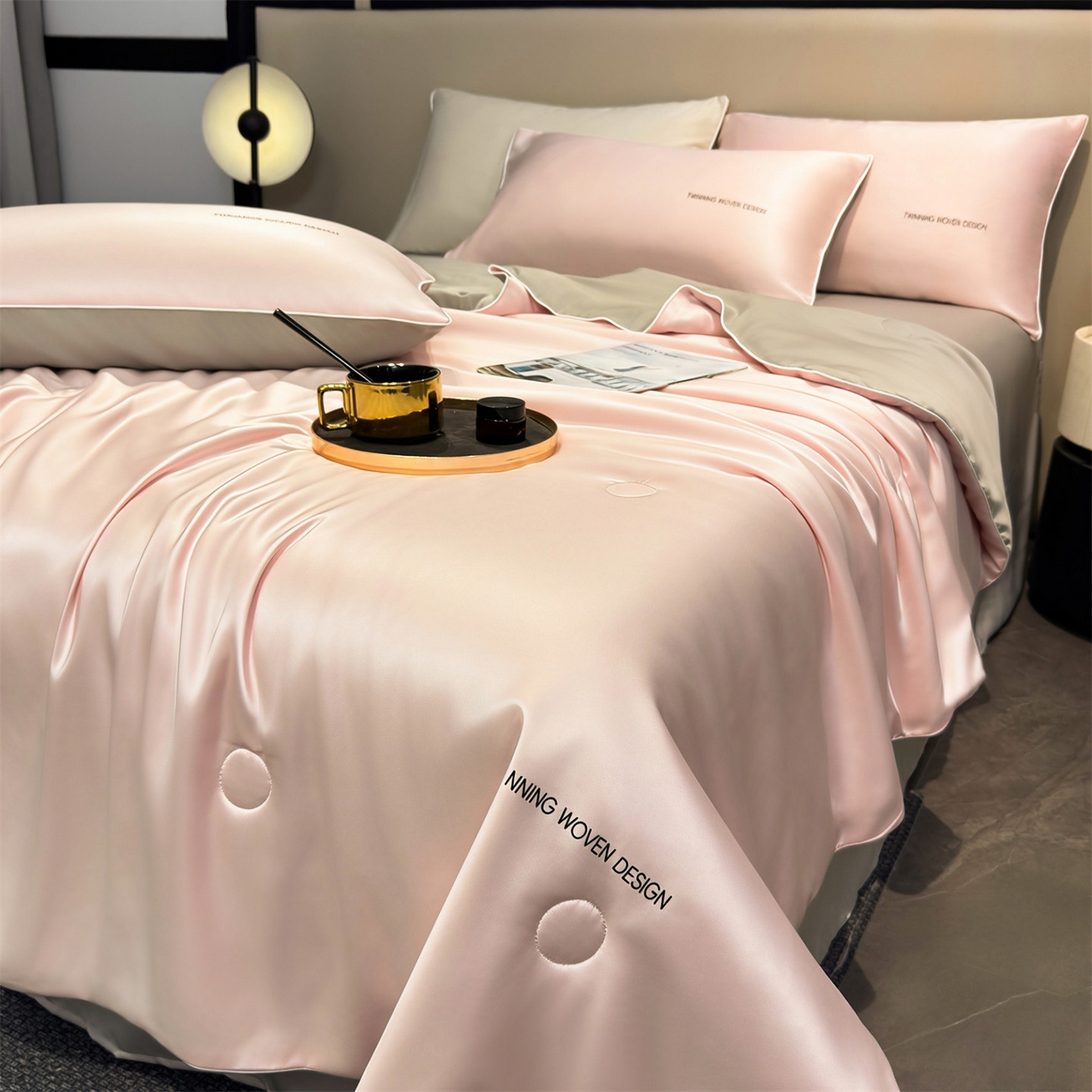 91家纺网 家纺一手货源 找家纺 招财星家纺 2026新款可水洗真丝被夏天空调被单人夏凉被冰丝夏被被子双人薄被（带质检报告买家秀） 丝语-粉玉+银灰