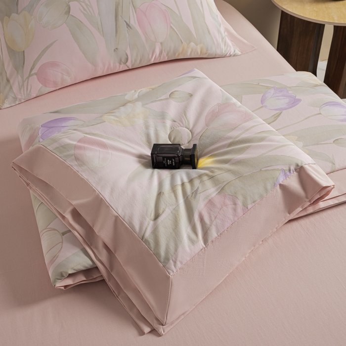 91家纺网 家纺一手货源 找家纺 柒月家居 2026新款凉感冰丝夏被空调被夏凉被 郁金香玉