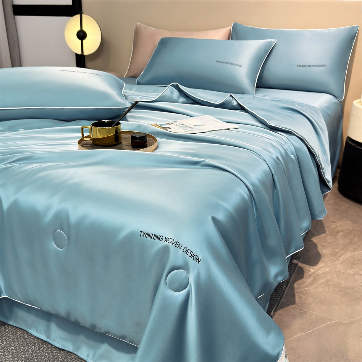 91家纺网 家纺一手货源 找家纺 招财星家纺 2026新款可水洗真丝被夏天空调被单人夏凉被冰丝夏被被子双人薄被（带质检报告买家秀） 丝语-湖蓝