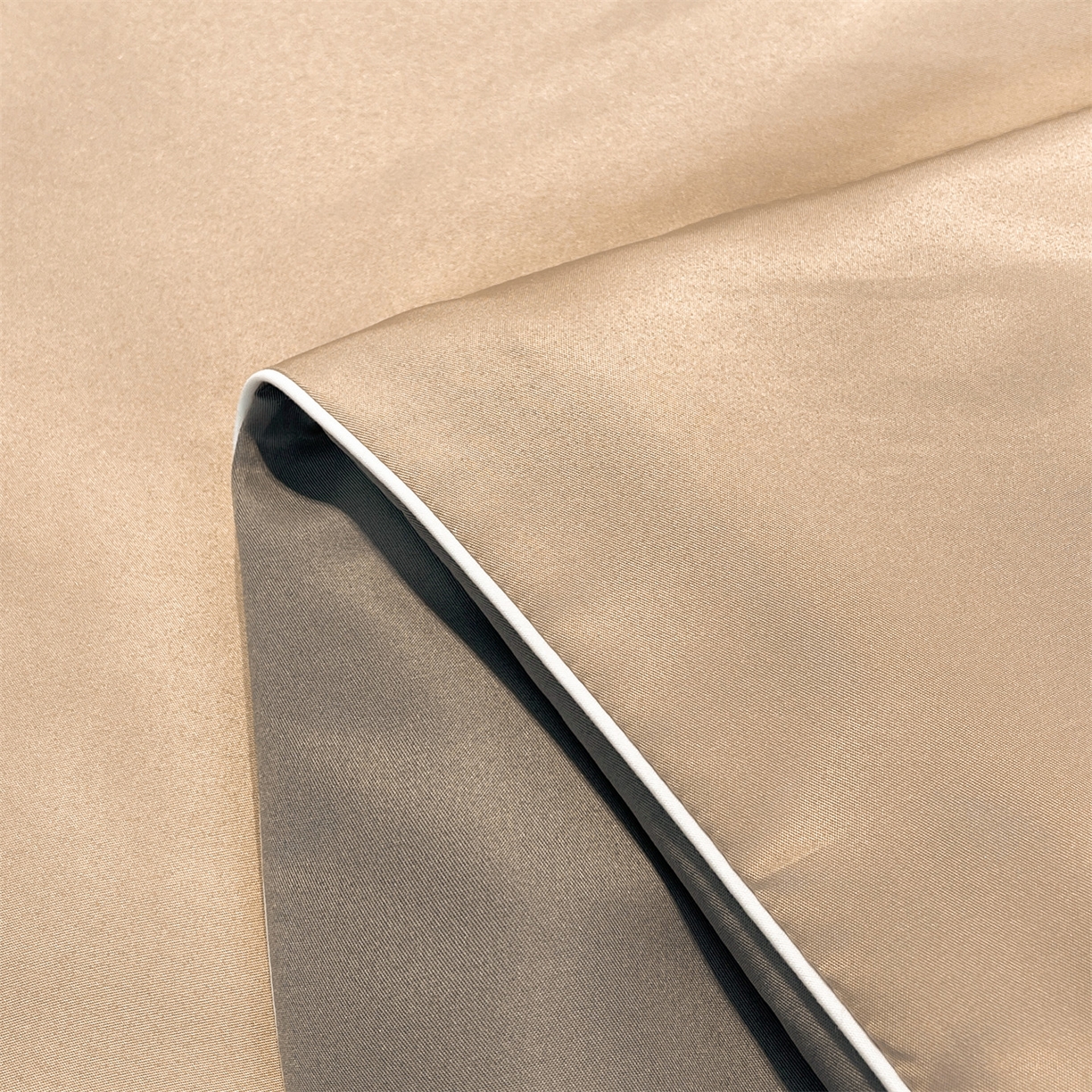 91家纺网 家纺一手货源 找家纺 招财星家纺 2026新款可水洗真丝被夏天空调被单人夏凉被冰丝夏被被子双人薄被（带质检报告买家秀） 丝语-奶咖+暖棕