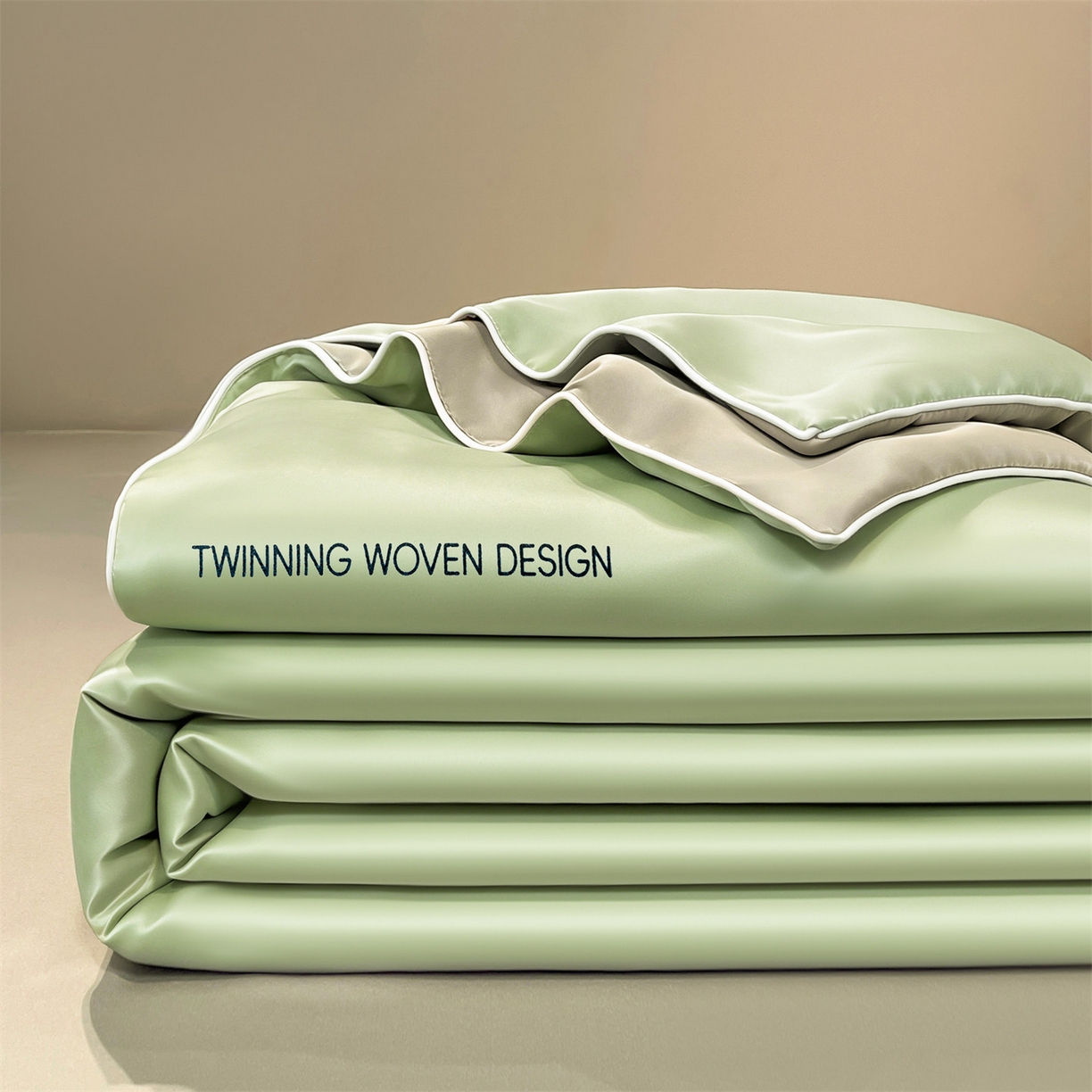 91家纺网 家纺一手货源 找家纺 招财星家纺 2026新款可水洗真丝被夏天空调被单人夏凉被冰丝夏被被子双人薄被（带质检报告买家秀） 丝语-青果绿+银灰