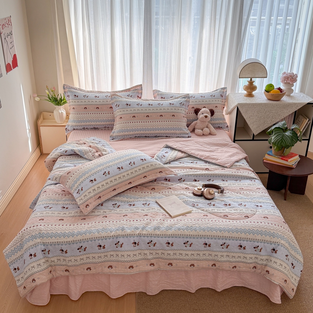 91家纺网 家纺一手货源 找家纺 梵希雅 2026新款云感泡芙棉泡芙纱床盖夏被四件套 费尔岛小狗