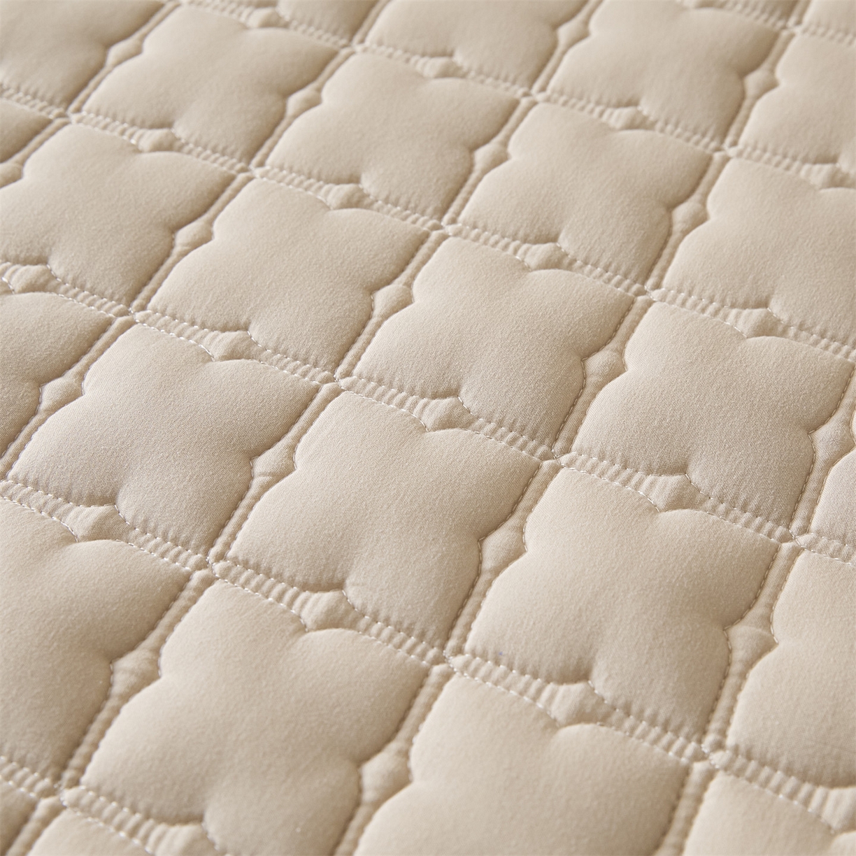 91家纺网 家纺一手货源 找家纺 优眠坊 2026新款夹棉床笠/防水床笠   床笠三件套 格趣-卡其-防水款