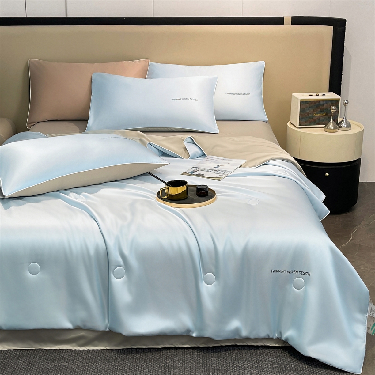 91家纺网 家纺一手货源 找家纺 招财星家纺 2026新款可水洗真丝被夏天空调被单人夏凉被冰丝夏被被子双人薄被（带质检报告买家秀） 丝语-水蓝+银灰