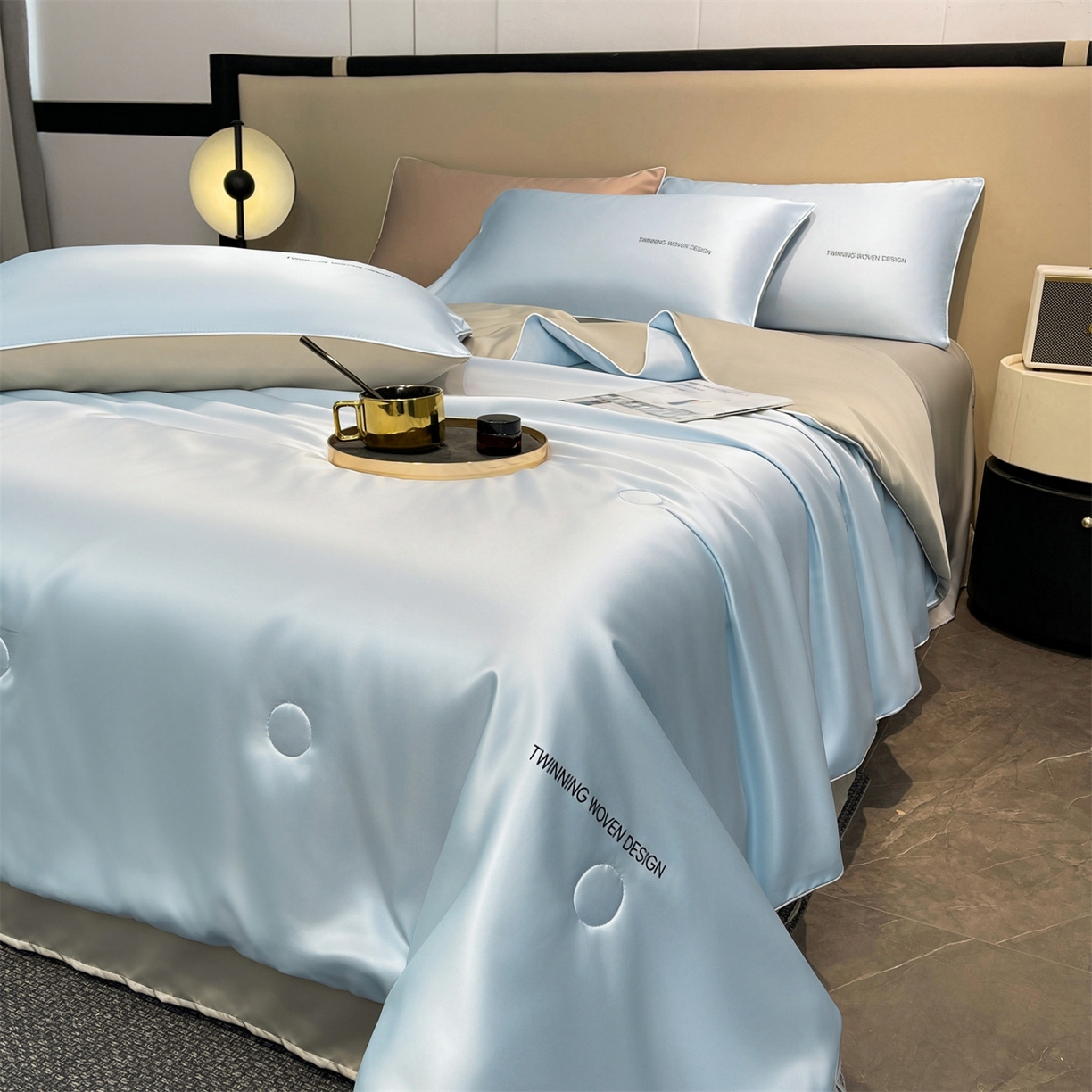 91家纺网 家纺一手货源 找家纺 招财星家纺 2026新款可水洗真丝被夏天空调被单人夏凉被冰丝夏被被子双人薄被（带质检报告买家秀） 丝语-水蓝+银灰