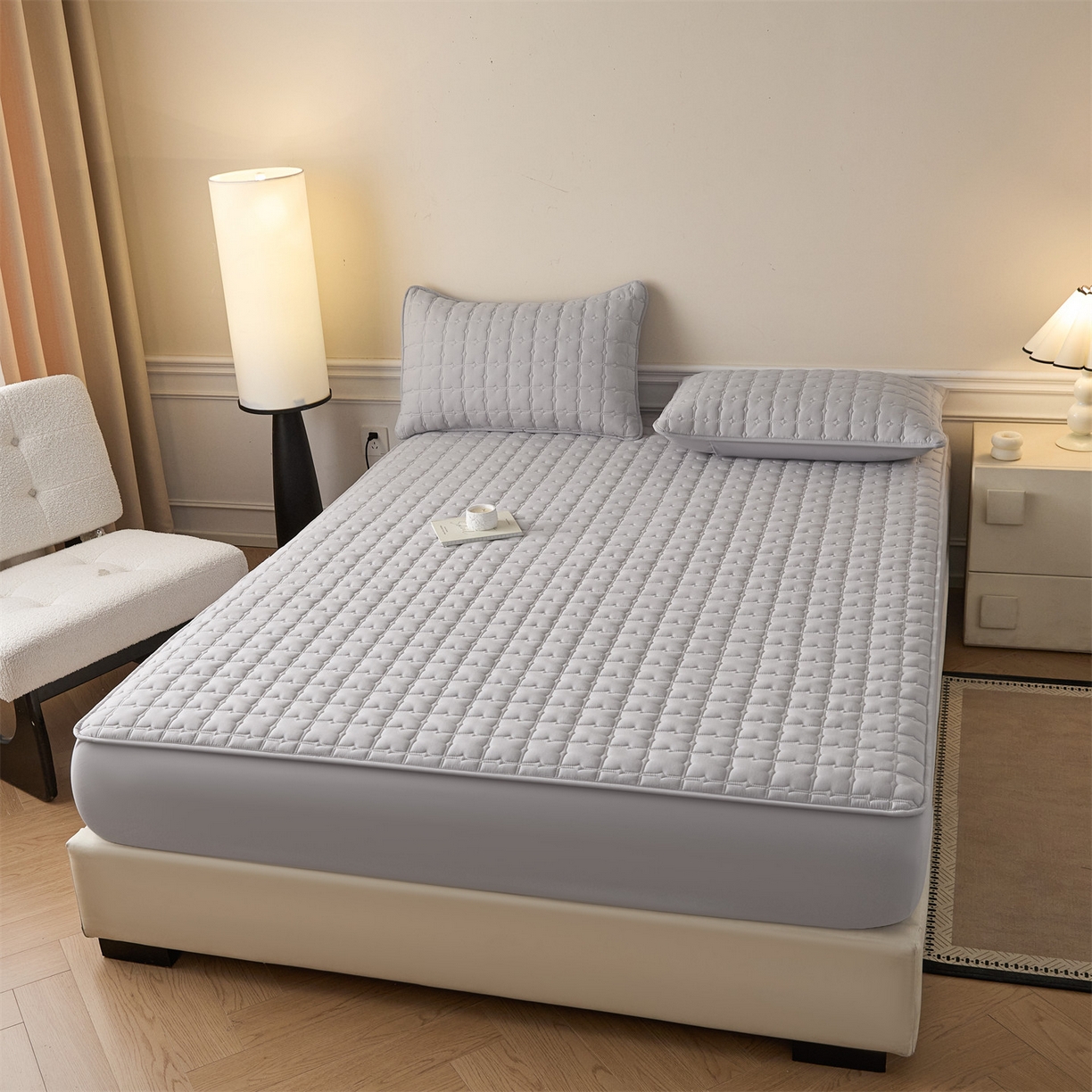 91家纺网 家纺一手货源 找家纺 优眠坊 2026新款夹棉床笠/防水床笠   床笠三件套 格趣-浅灰-防水款