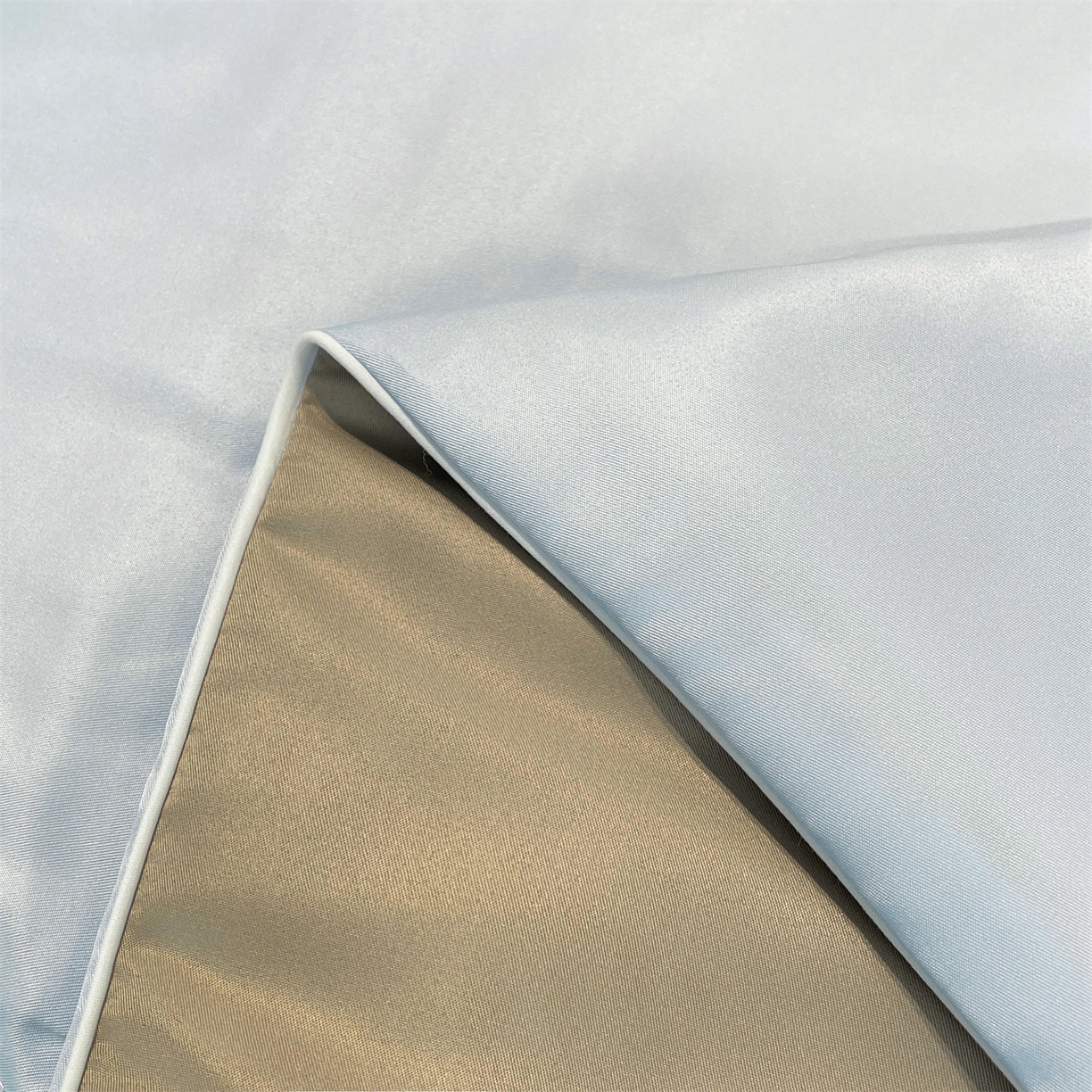 91家纺网 家纺一手货源 找家纺 招财星家纺 2026新款可水洗真丝被夏天空调被单人夏凉被冰丝夏被被子双人薄被（带质检报告买家秀） 丝语-水蓝+银灰