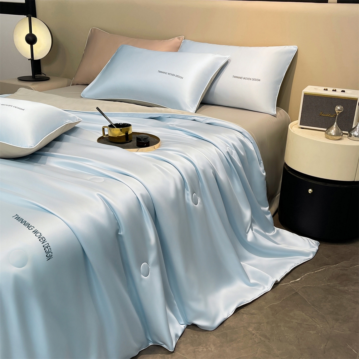 91家纺网 家纺一手货源 找家纺 招财星家纺 2026新款可水洗真丝被夏天空调被单人夏凉被冰丝夏被被子双人薄被（带质检报告买家秀） 丝语-水蓝+银灰