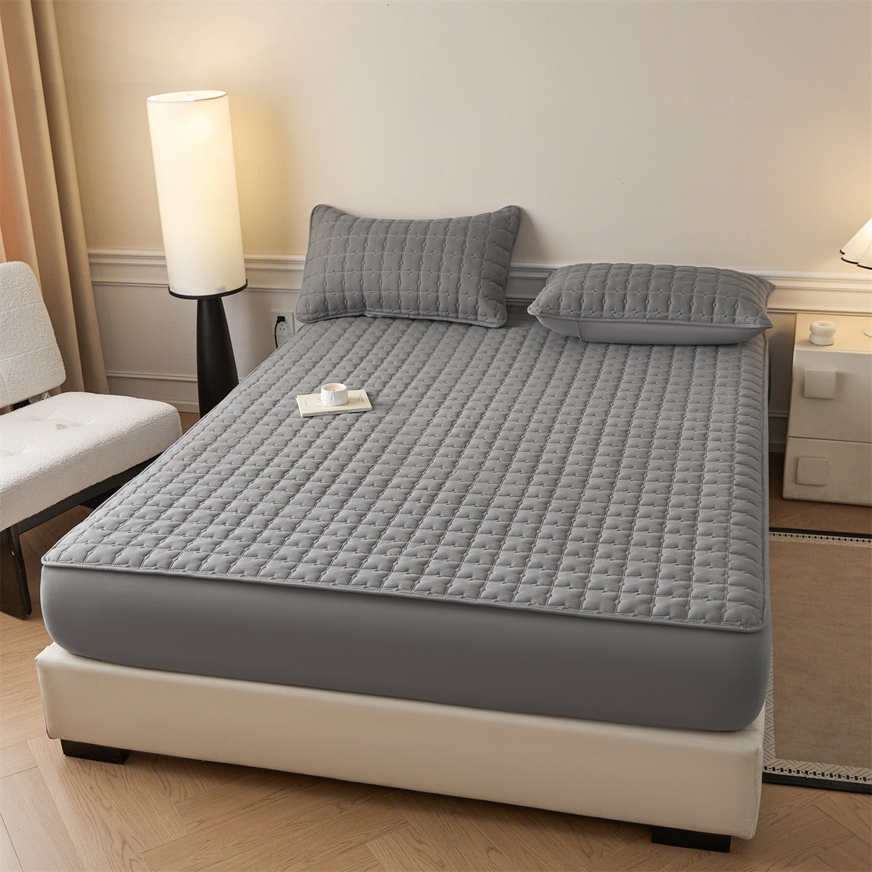 91家纺网 家纺一手货源 找家纺 优眠坊 2026新款夹棉床笠/防水床笠   床笠三件套 格趣-深灰-防水款