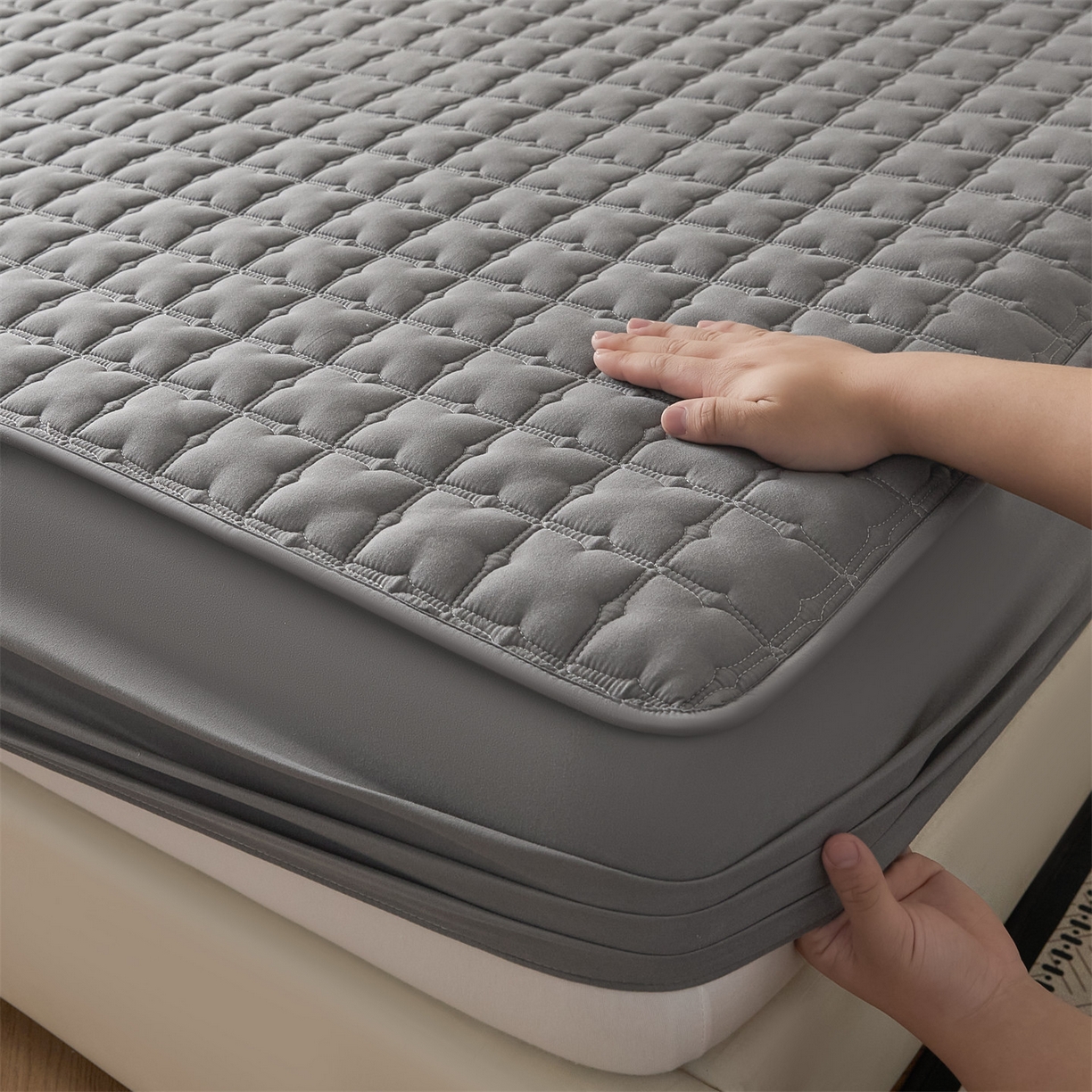 91家纺网 家纺一手货源 找家纺 优眠坊 2026新款夹棉床笠/防水床笠   床笠三件套 格趣-深灰-防水款