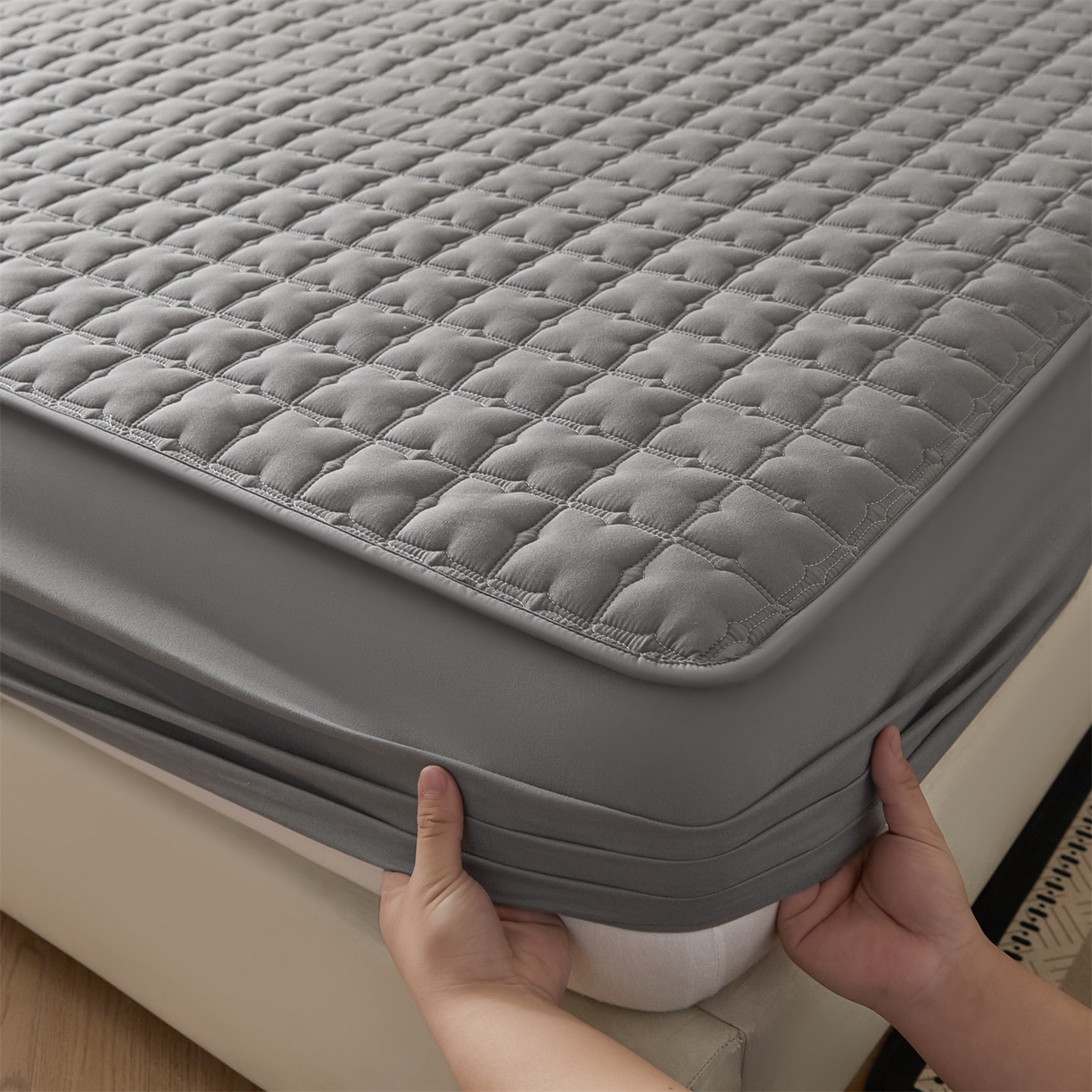 91家纺网 家纺一手货源 找家纺 优眠坊 2026新款夹棉床笠/防水床笠   床笠三件套 格趣-深灰-防水款