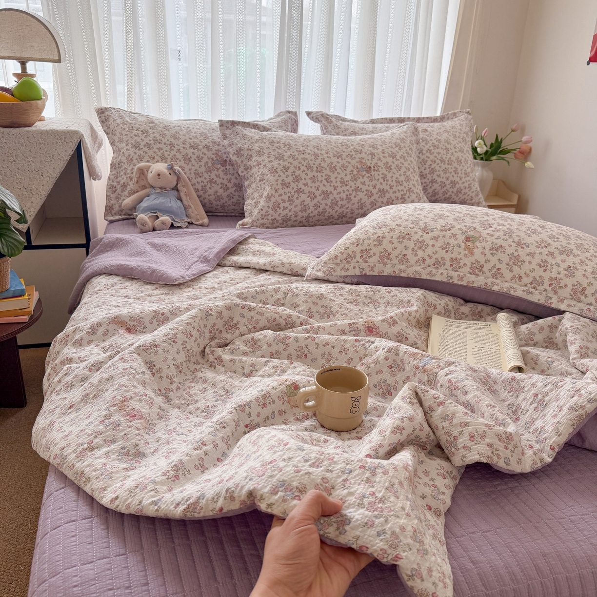 91家纺网 家纺一手货源 找家纺 梵希雅 2026新款云感泡芙棉泡芙纱床盖夏被四件套 红果兔兔