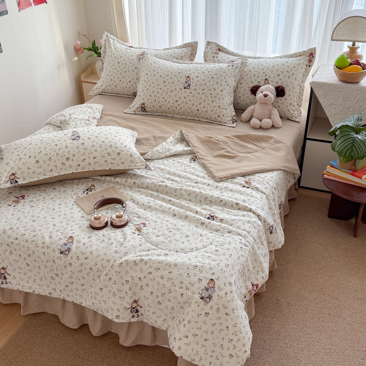 91家纺网 家纺一手货源 找家纺 梵希雅 2026新款云感泡芙棉泡芙纱床盖夏被四件套 花间娃娃