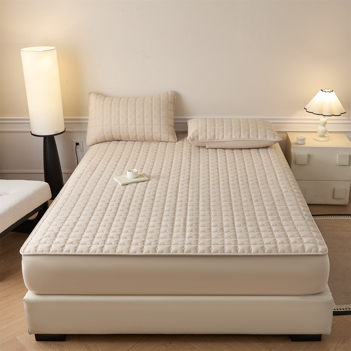 91家纺网 家纺一手货源 找家纺 优眠坊 2026新款夹棉床笠/防水床笠   床笠三件套 格趣-卡其-不防水款