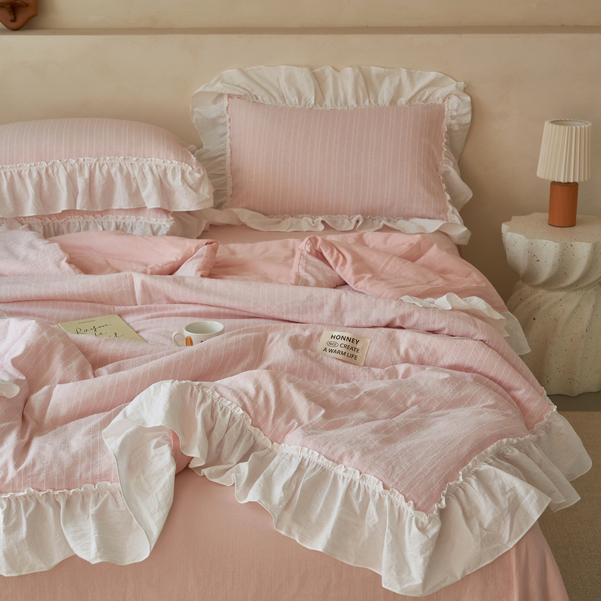 晨曦家纺 2026新款荷叶花边泡芙纱提花夏凉被四件套可水洗棉夏被四件套少女风 樱花粉茶