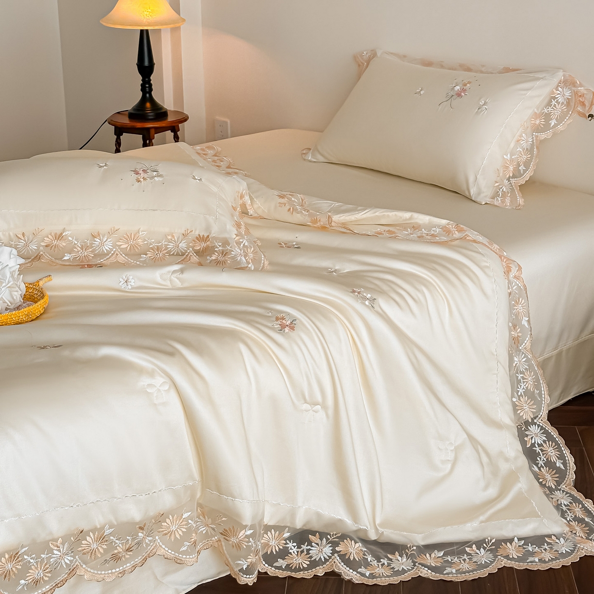 91家纺网 家纺一手货源 找家纺 爱家（原缔乐家纺） 2026新款天丝夏被四件套-轻梦 轻梦-奶昔白