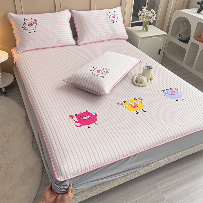 91家纺网 家纺一手货源 找家纺 炫拼家纺 2026新款A类凉豆豆提花条纹卡通刺绣床笠席 条纹-小怪兽糖糖