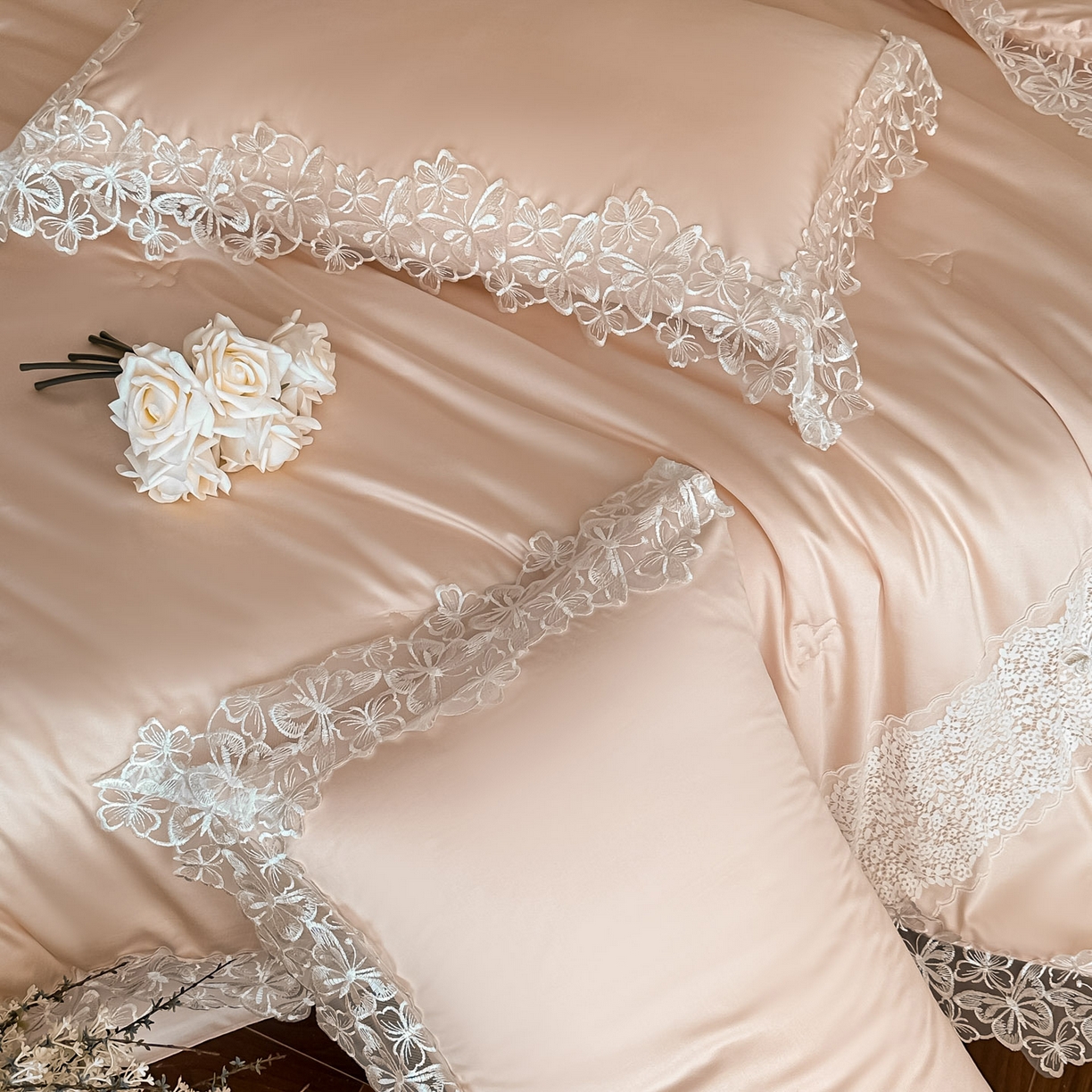 91家纺网 家纺一手货源 找家纺 爱家（原缔乐家纺） 2026新款天丝夏被四件套-轻梦 婉栀-公主粉