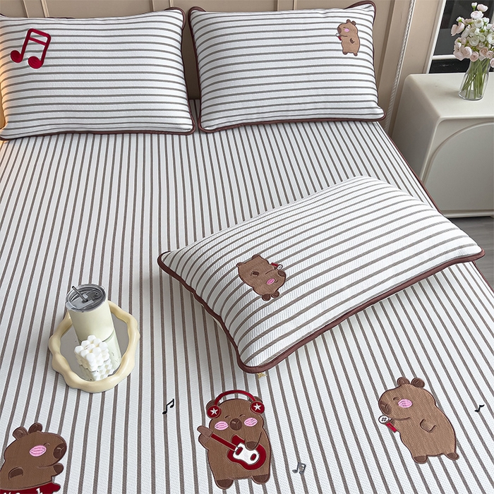 91家纺网 家纺一手货源 找家纺 炫拼家纺 2026新款A类凉豆豆提花条纹卡通刺绣床笠席 条纹-元气卡皮