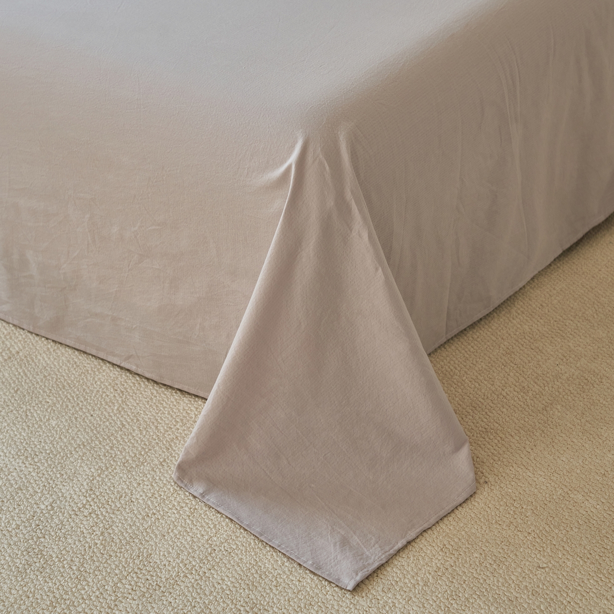 91家纺网 家纺一手货源 找家纺 晨曦家纺 2026新款荷叶花边泡芙纱提花夏凉被四件套可水洗棉夏被四件套少女风 温柔灰蓝