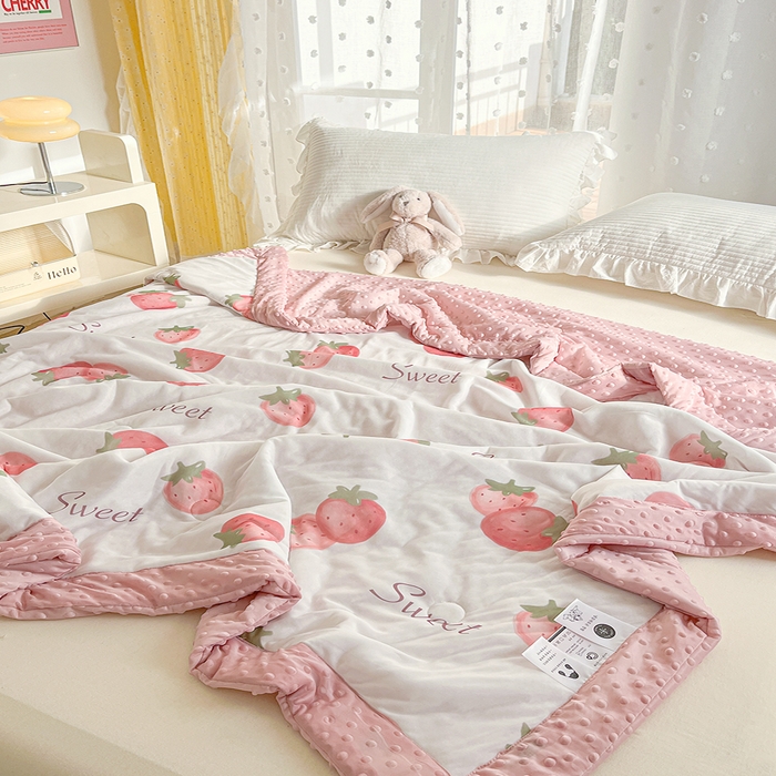 91家纺网 家纺一手货源 找家纺 花满路 2026新款氨凉感丝夏被 草莓多多