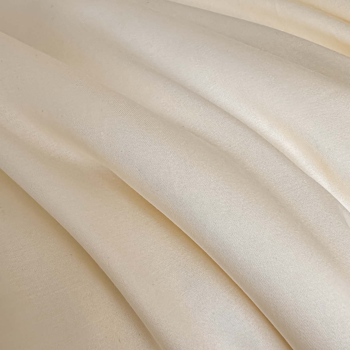 91家纺网 家纺一手货源 找家纺 爱家（原缔乐家纺） 2026新款天丝夏被四件套-轻梦 婉栀-奶昔白